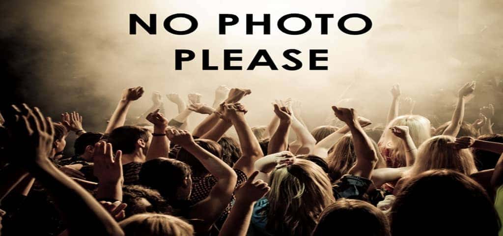 Apple: niente più foto e video ai concerti