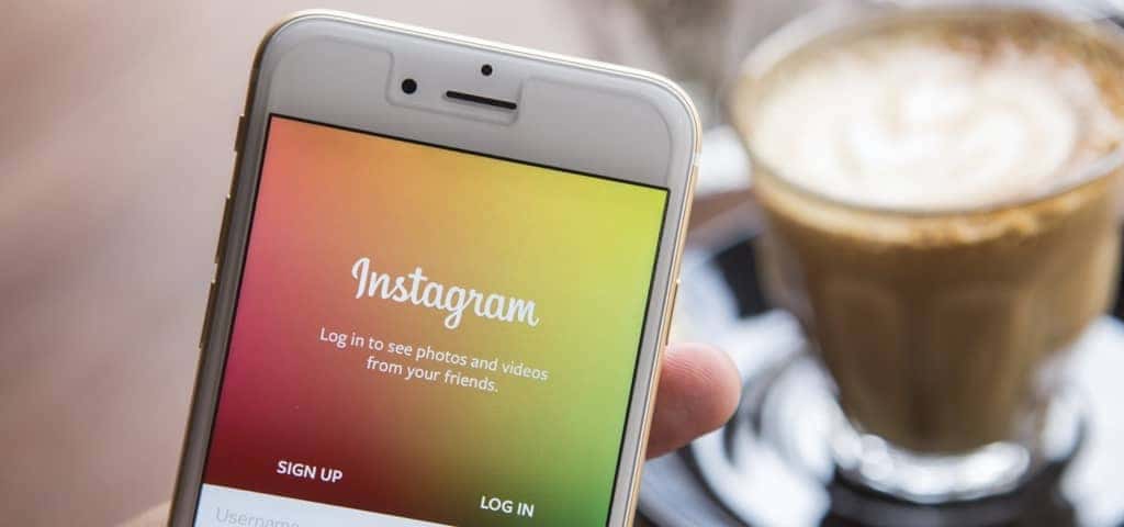 Instagram dice addio al suo ordine cronologico