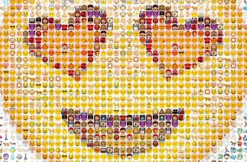 Emoticon e social marketing per un  web che vive di emozioni 